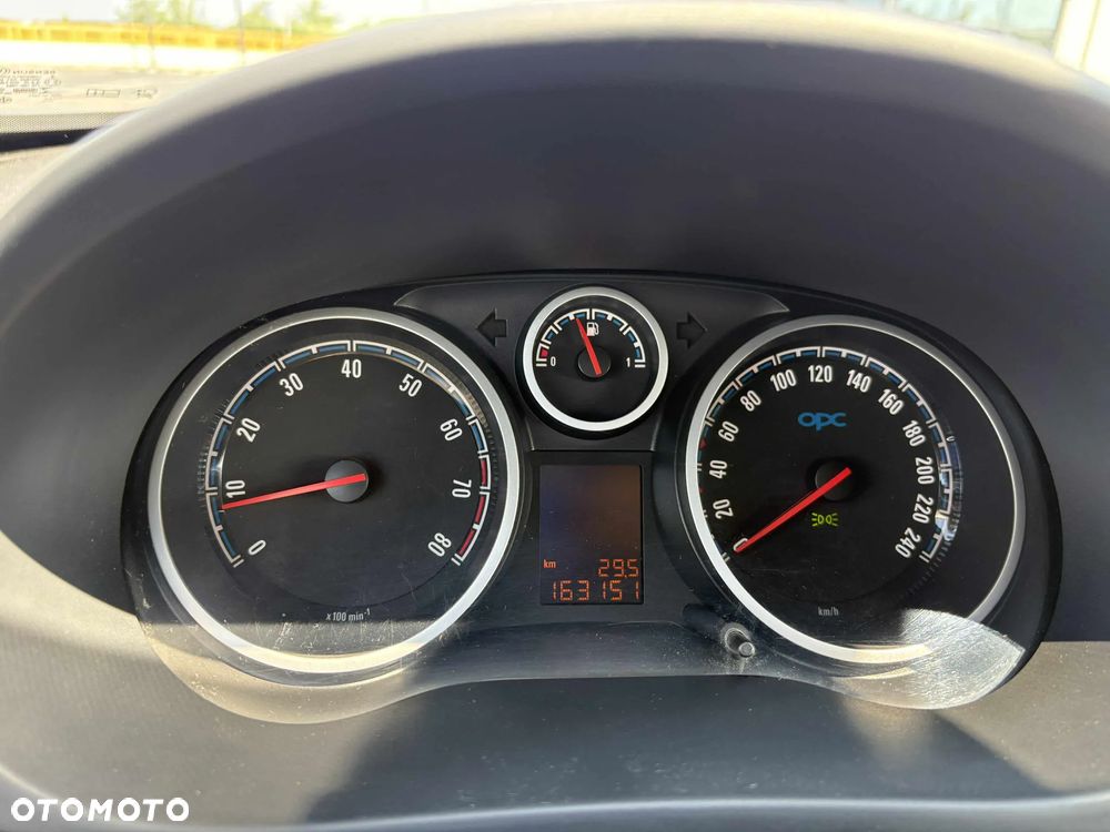Opel Corsa 1.6T OPC - 17