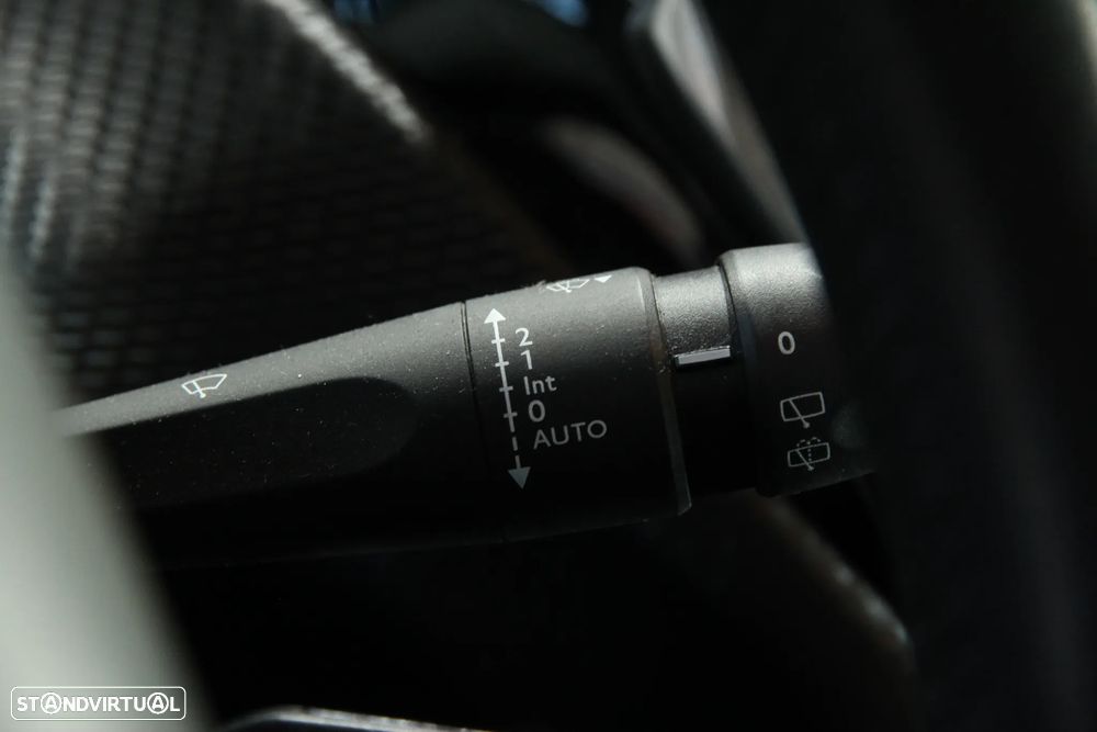 Peugeot 208 1.2 PureTech Style - 21