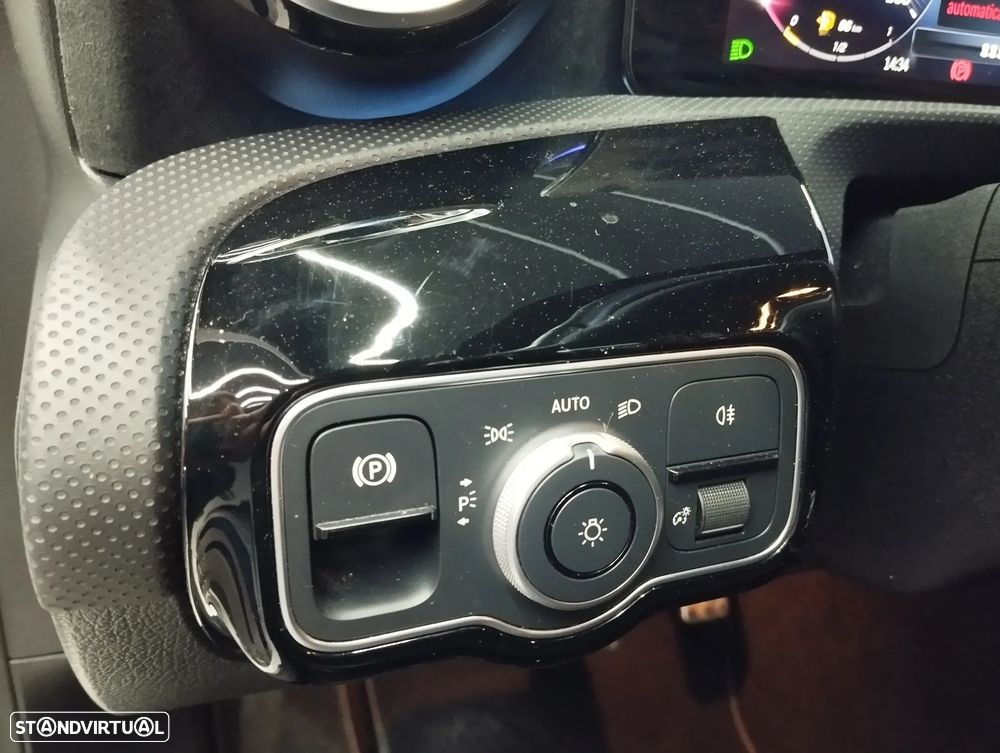 Mercedes-Benz A 200 AMG Line Aut. - 22