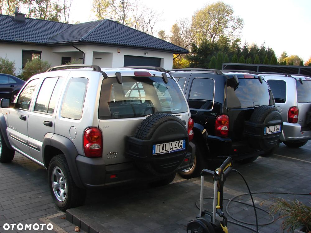 Jeep Cherokee 2.8 CRD Exclusive - 23