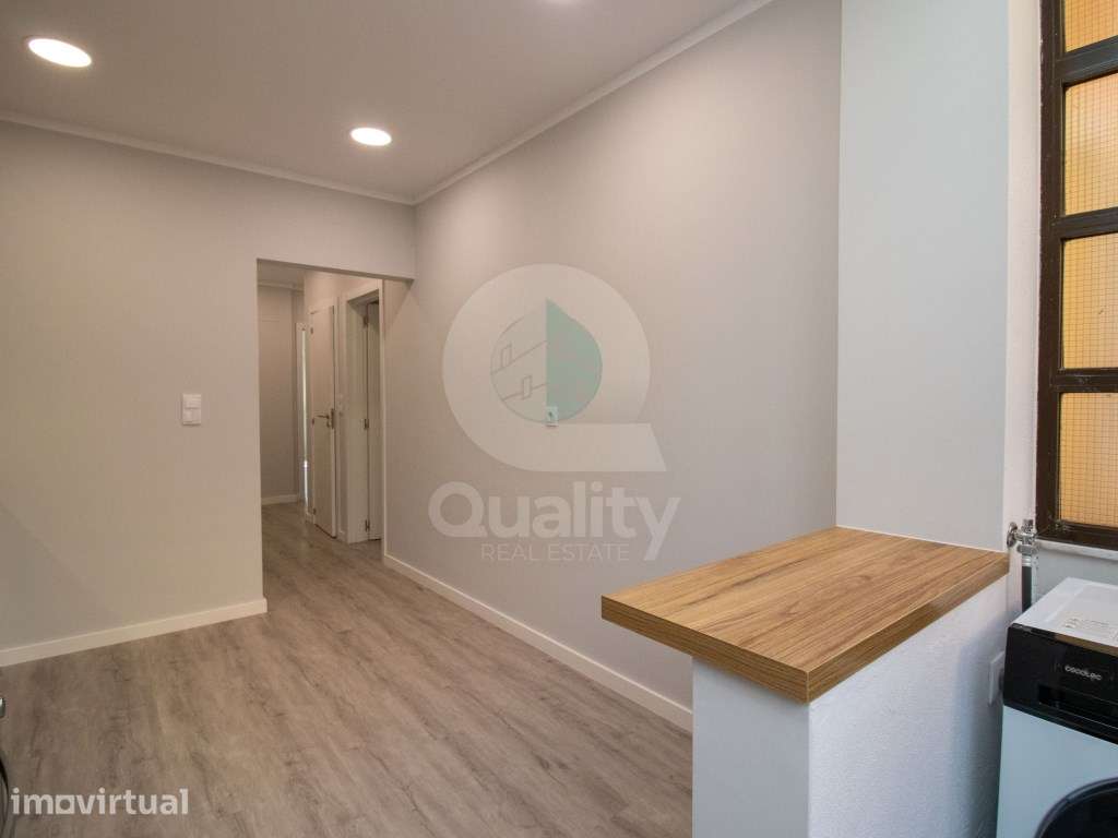 T1 Totalmente Remodelado - Próximo a Polis do Barreiro e do Termina... - Grande imagem: 4/29