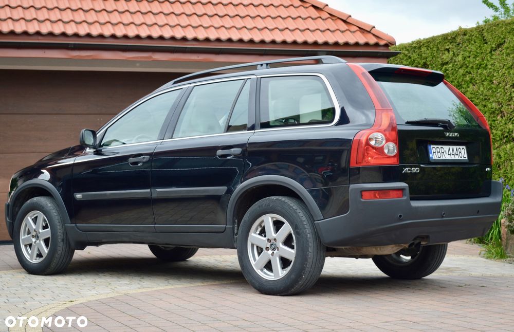 Volvo XC 90 2.4 D5 - 17