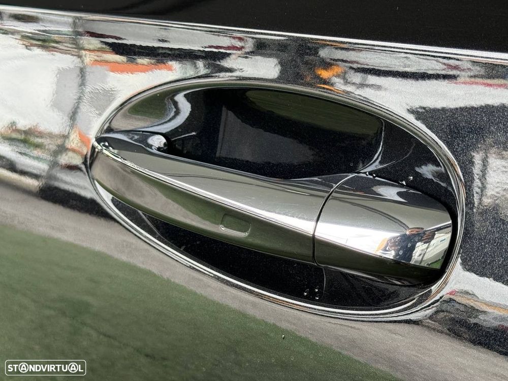 Mercedes-Benz A 250 e 8G-DCT AMG Line - 33