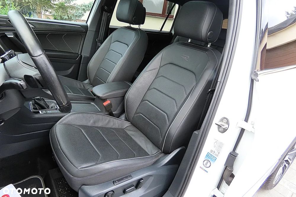 Volkswagen Tiguan Allspace 2.0 TDI SCR 4Motion DSG R-Line - 25