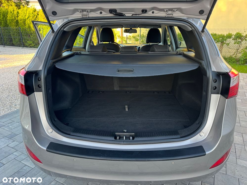 Hyundai i30 1.6 Style - 17