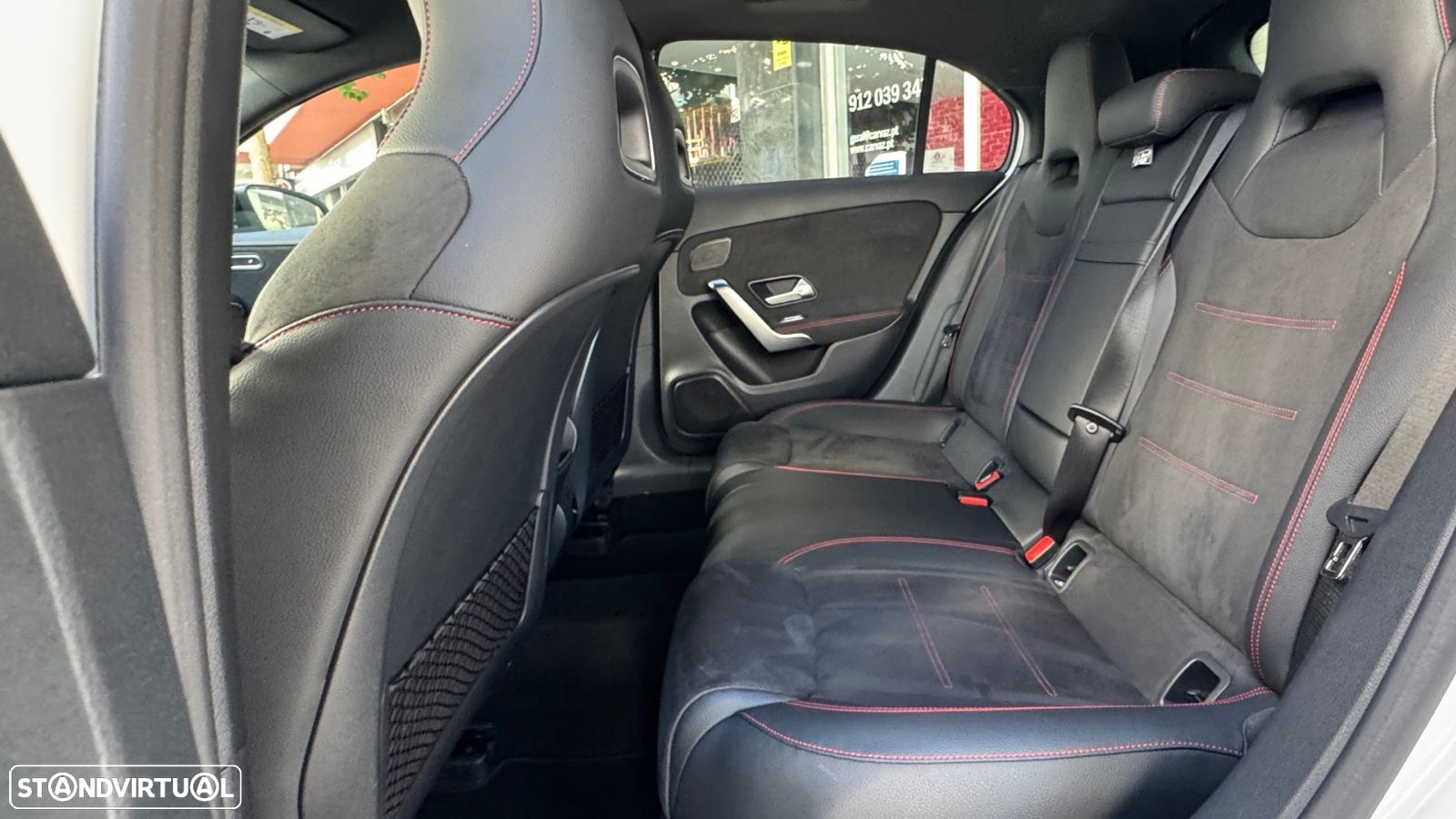 Mercedes-Benz A 250 e AMG Line - 9