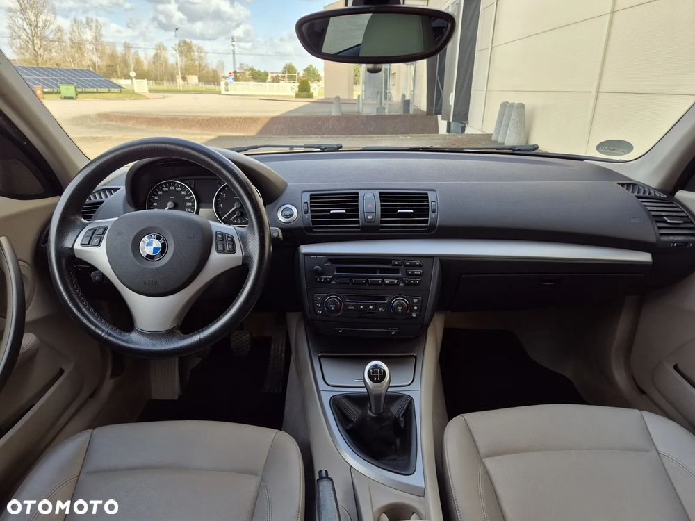 BMW Seria 1 116i - 7