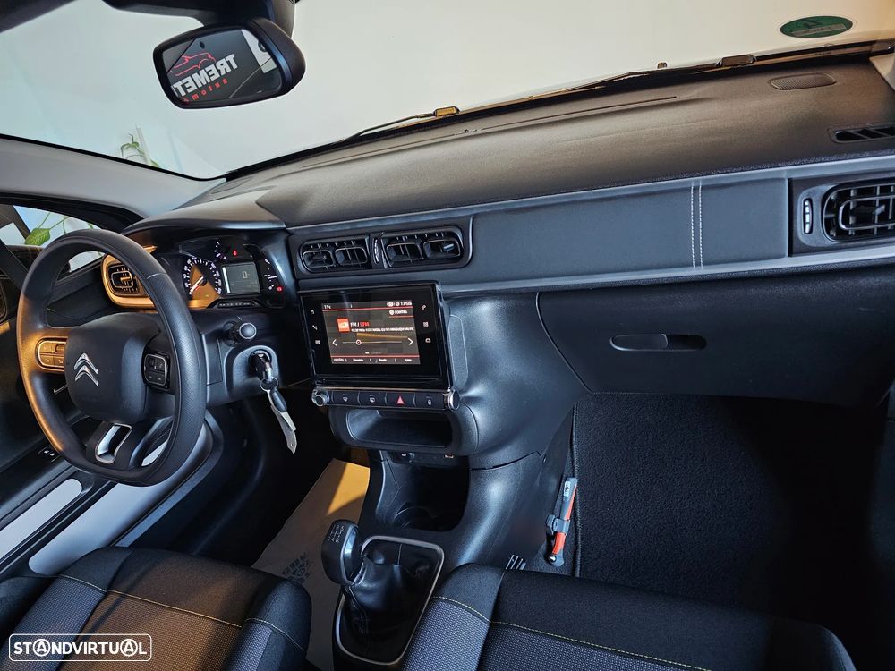 Citroën C3 1.2 PureTech C-Series - 16