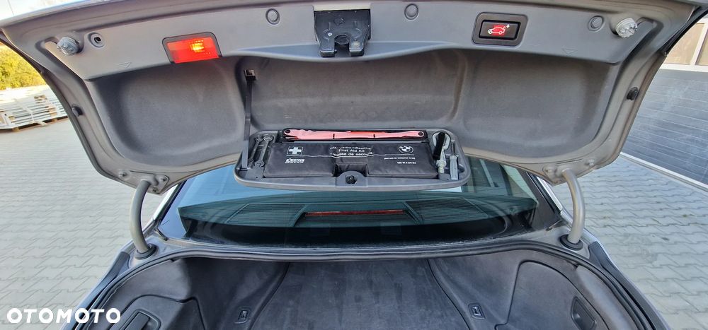 BMW Seria 7 745i L - 23