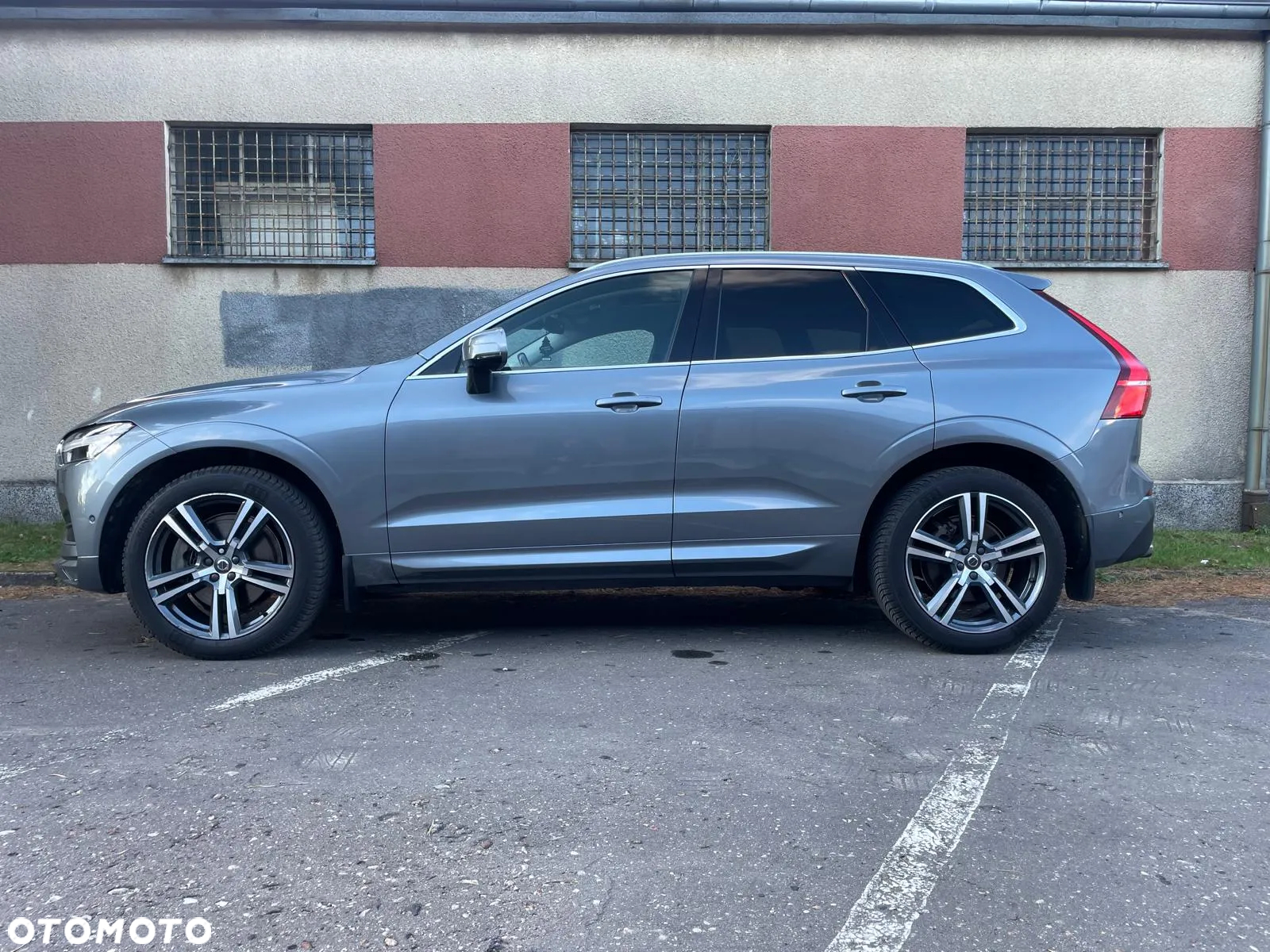 Volvo XC 60 T6 AWD Momentum - 3