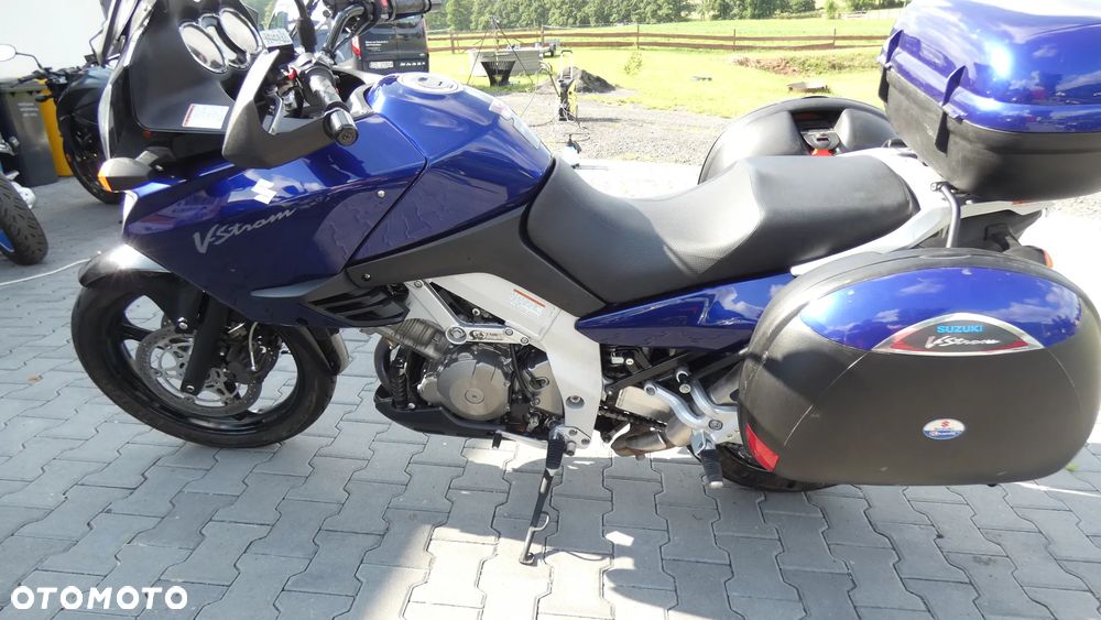 Suzuki DL - 6