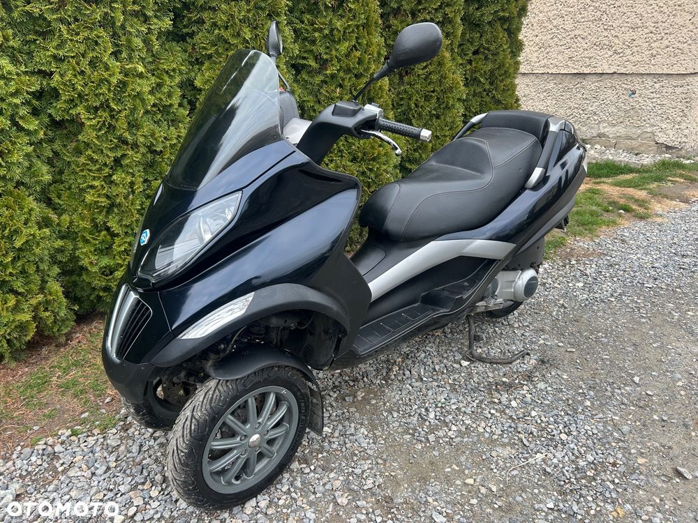 Piaggio MP-3 - 1