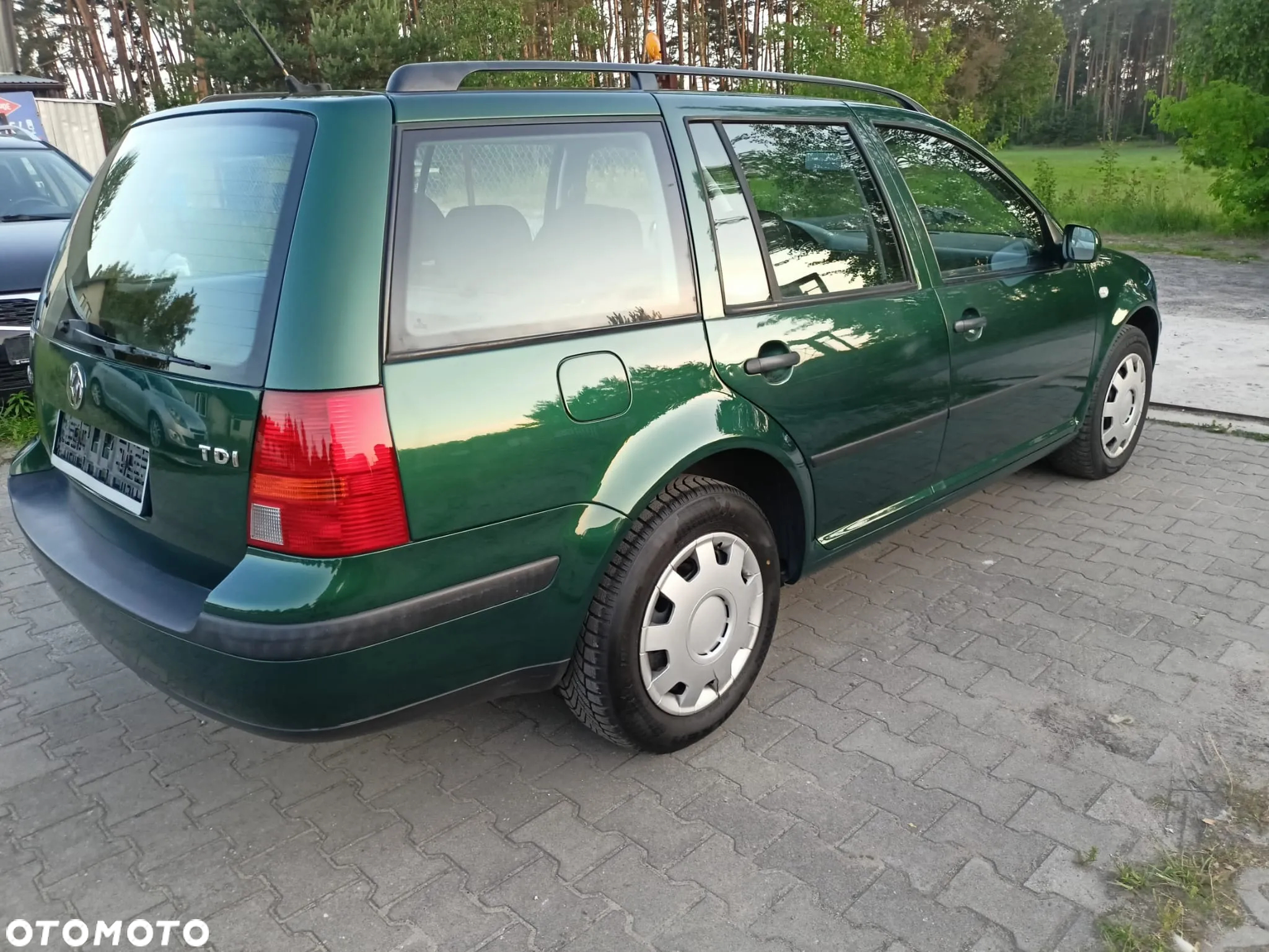Volkswagen Golf 1.9 TDI Comfortline - 7