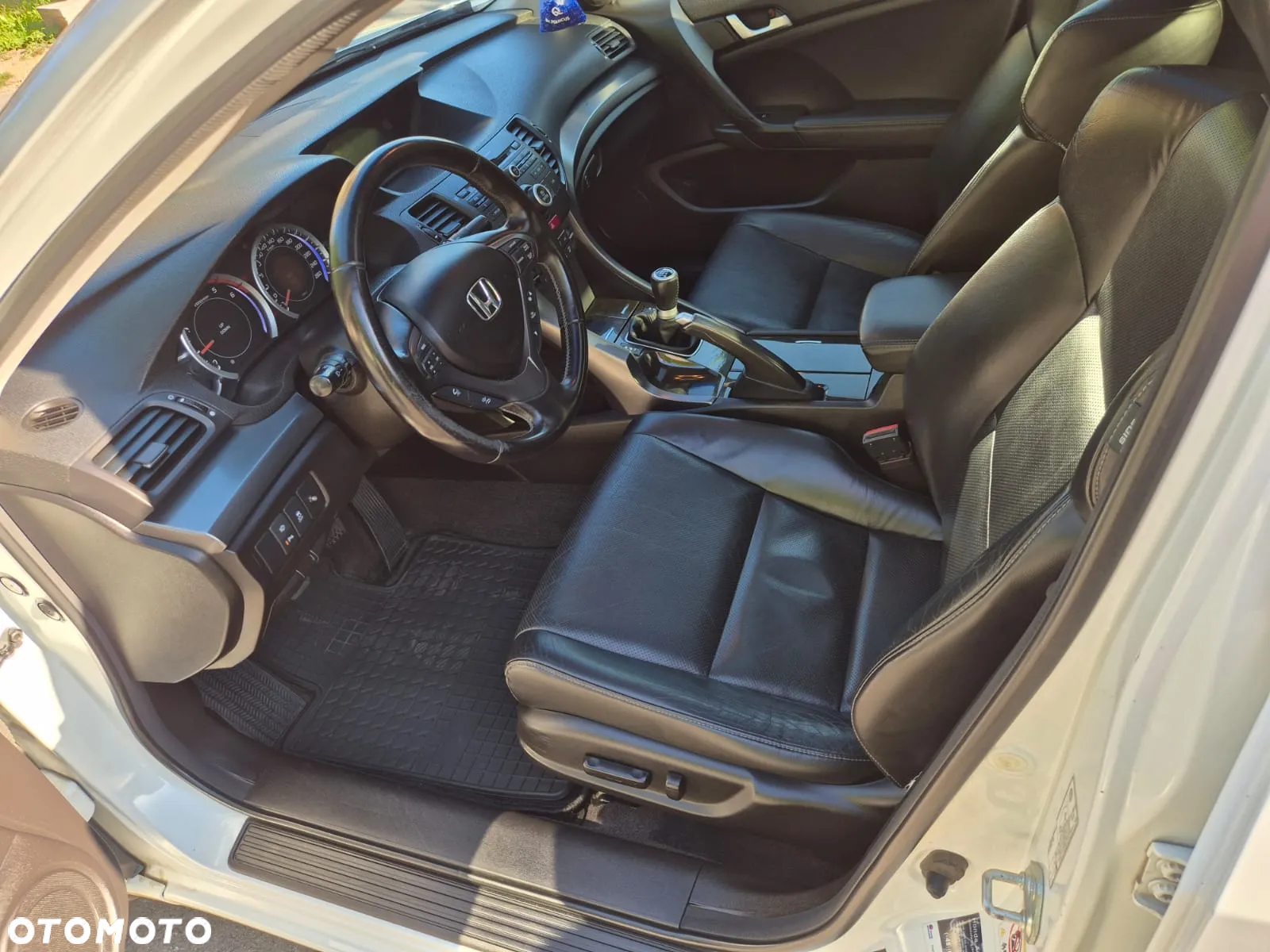 Honda Accord 2.2d Executive - 14
