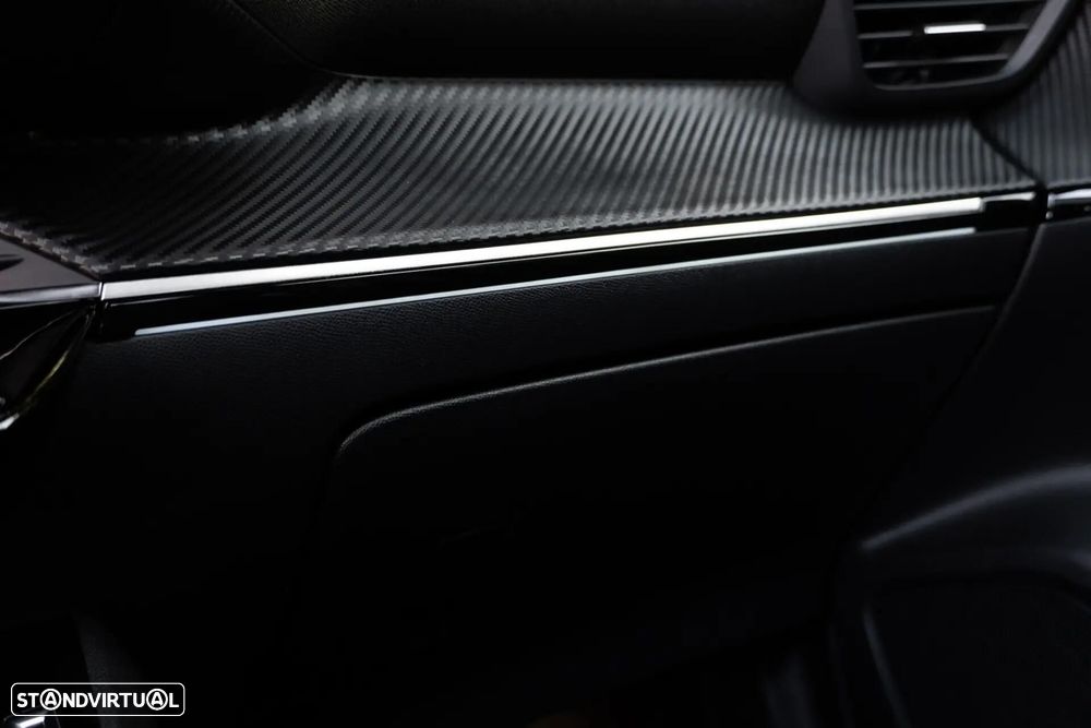 Peugeot 2008 1.2 PureTech GT - 46