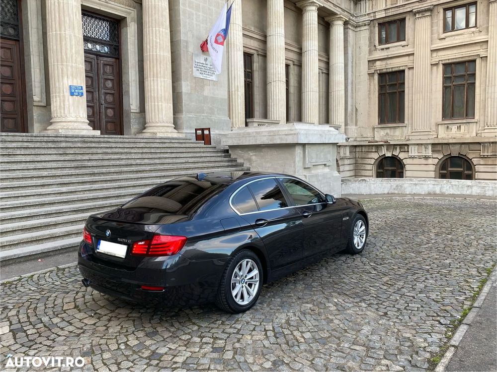 BMW Seria 5 525d xDrive AT - 5