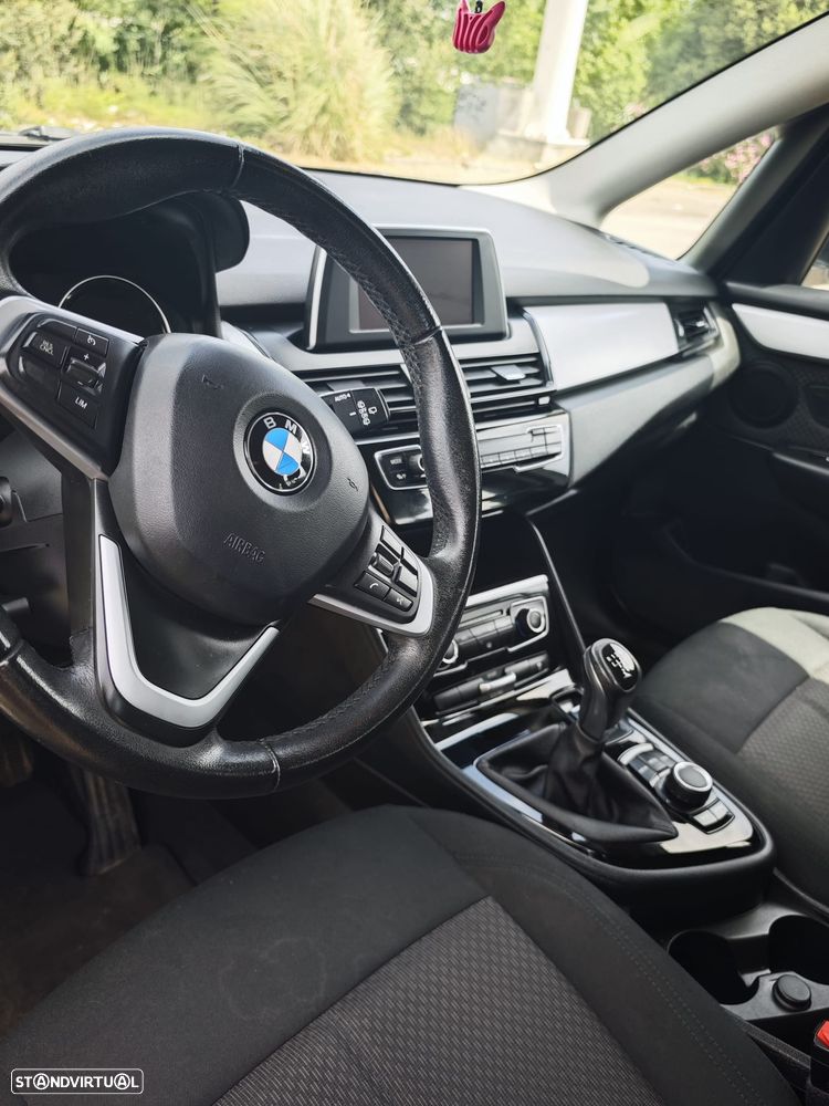 BMW 216 Active Tourer - 5