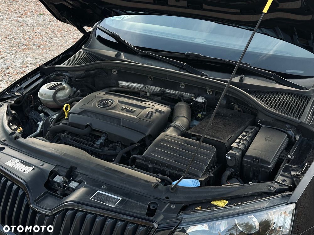 Skoda Octavia 2.0 TSI (Green tec) DSG RS - 33