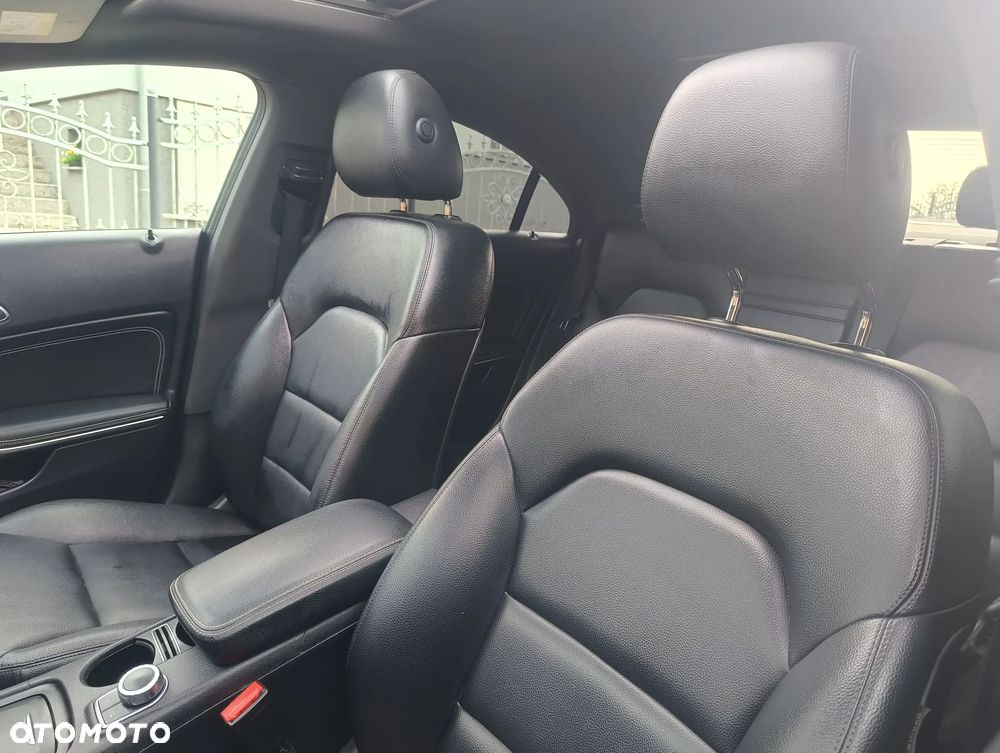 Mercedes-Benz CLA - 23