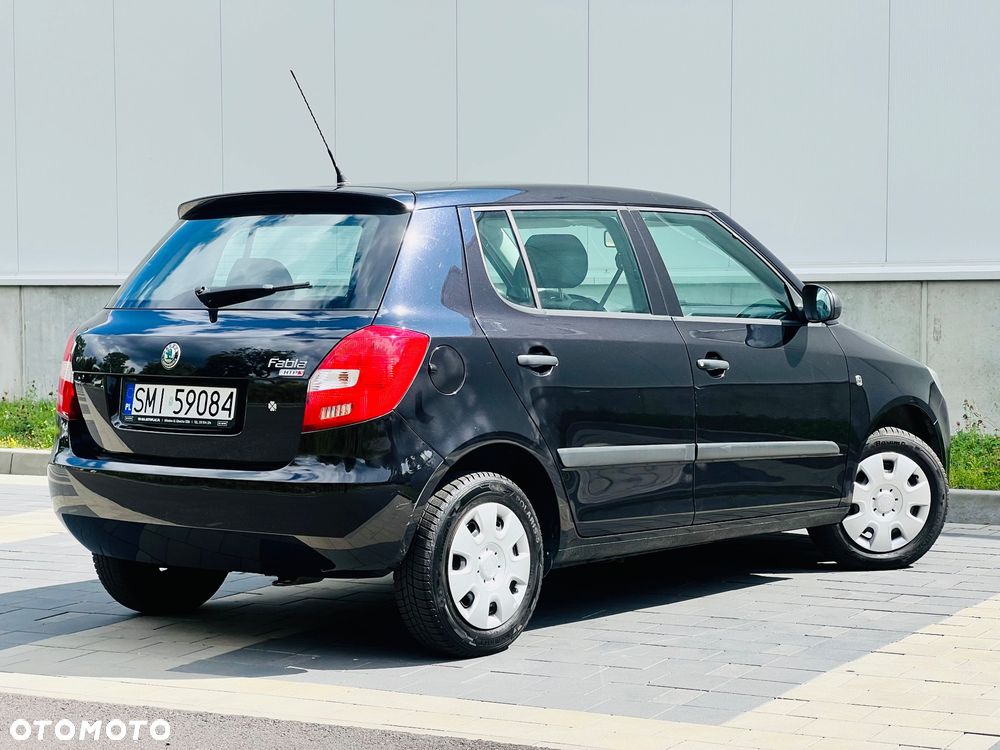 Skoda Fabia 1.2 HTP COOL EDITION - 4