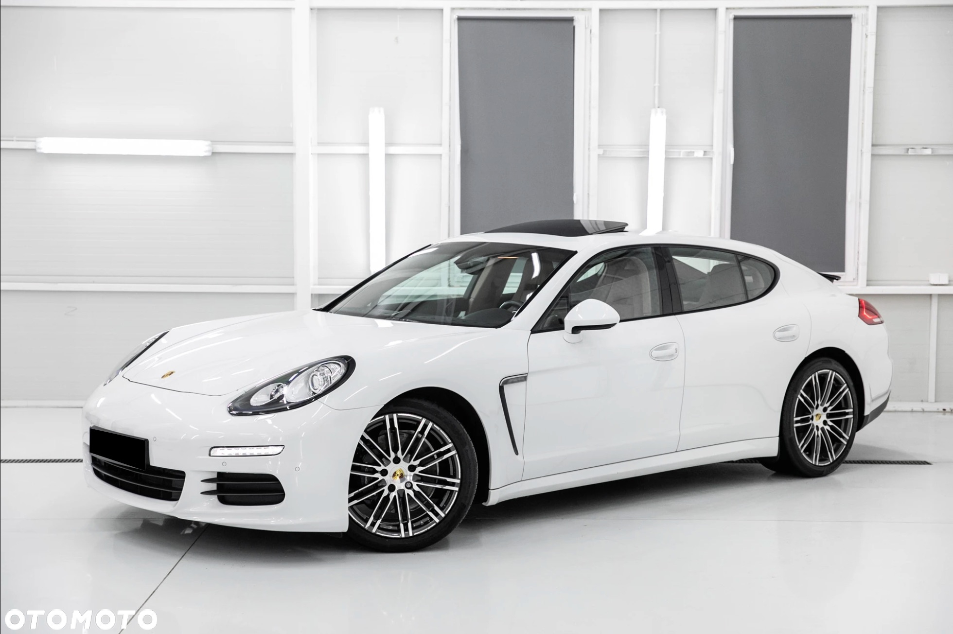 Porsche Panamera PDK - 4