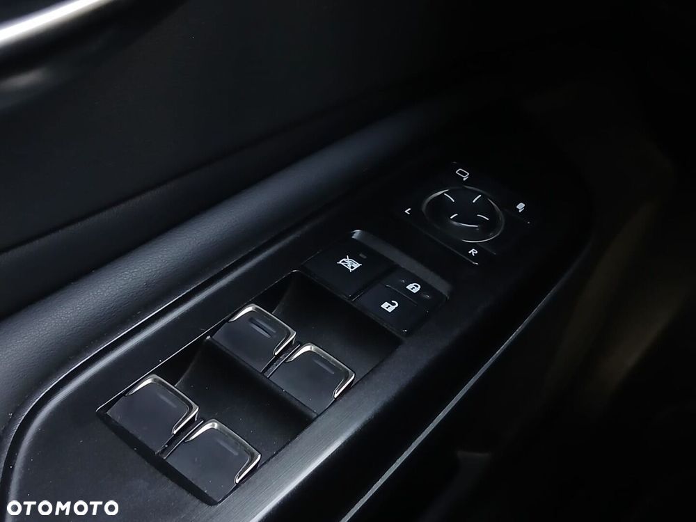 Lexus ES - 40