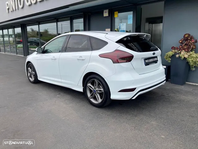 Ford Focus 1.5 TDCi ST-Line - 6