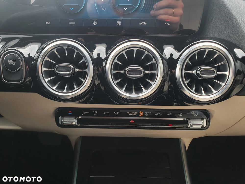 Mercedes-Benz EQA 250 66.5kWh Progressive - 35