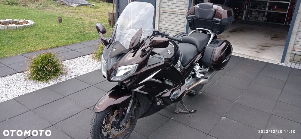 Yamaha FJR - 11