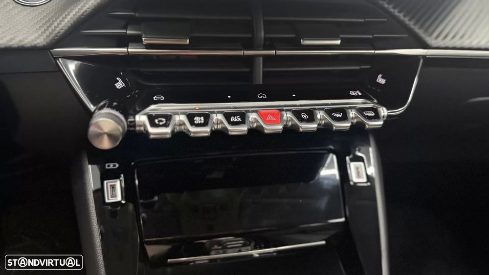 Peugeot 208 1.2 Hybrid Allure e-DCS6 - 16