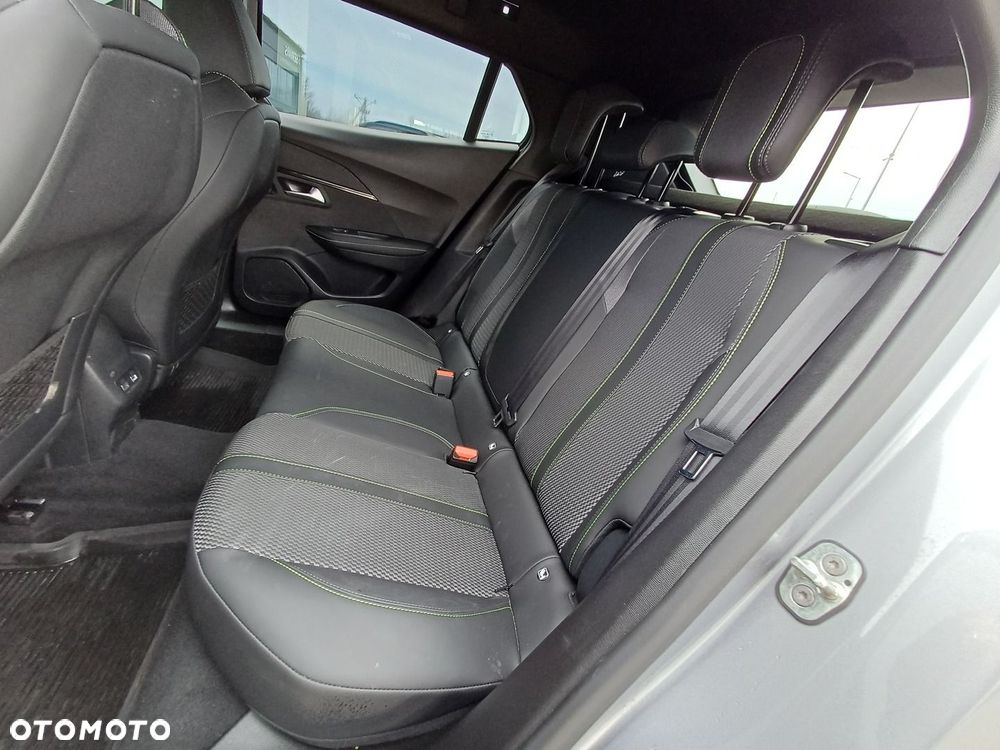 Peugeot 2008 - 32