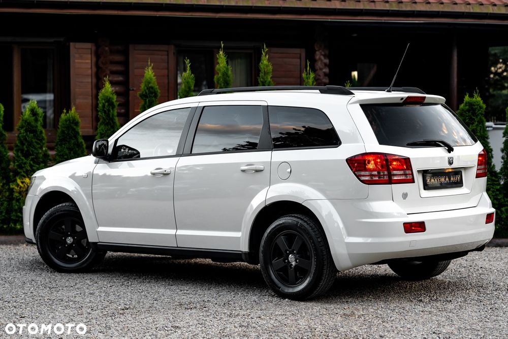 Dodge Journey 2.4 SXT - 10