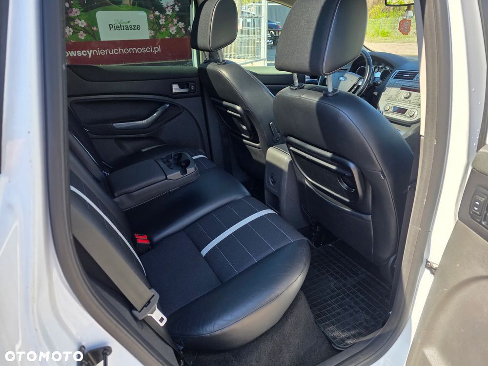 Ford Kuga 2.0 TDCi 4x4 Trend - 9