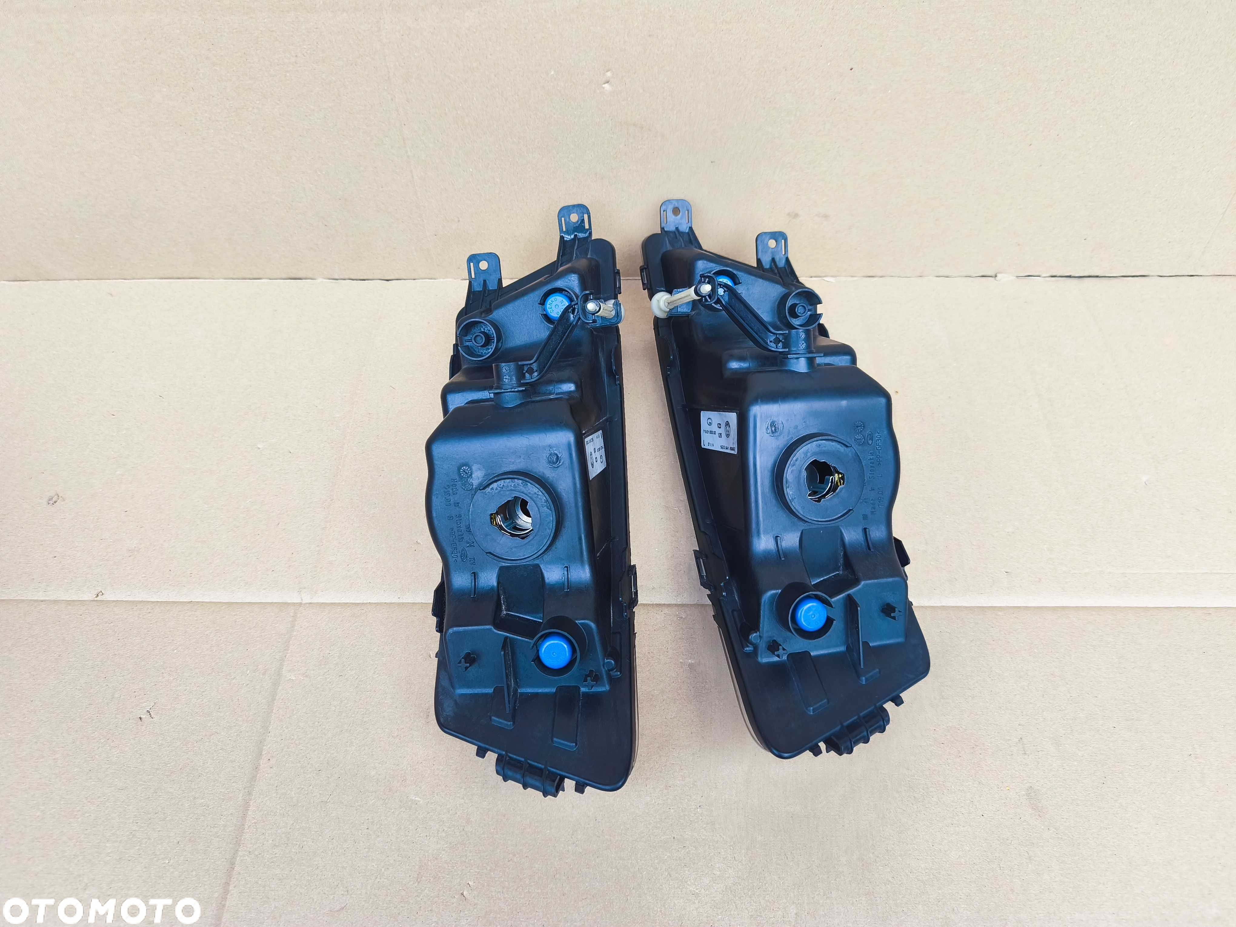 SKODA OCTAVIA III 12-16 halogen przeciwmgłowy zderzaka lewy prawy igła - 8