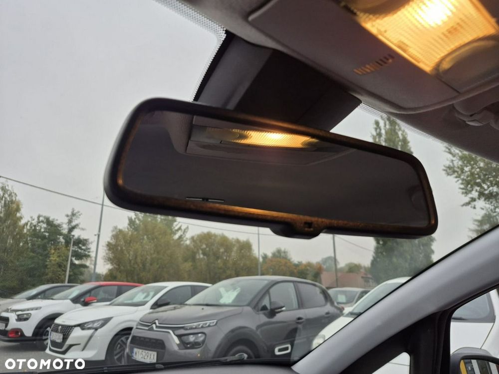 Opel Corsa - 18