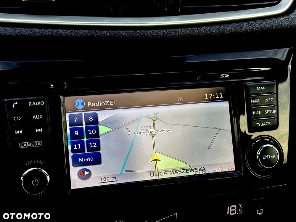 Nissan Qashqai 1.6 DCi Xtronic TEKNA - 22