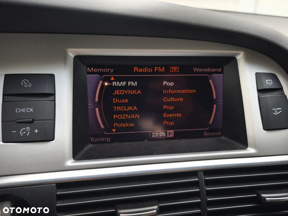 Audi A6 Avant - 33