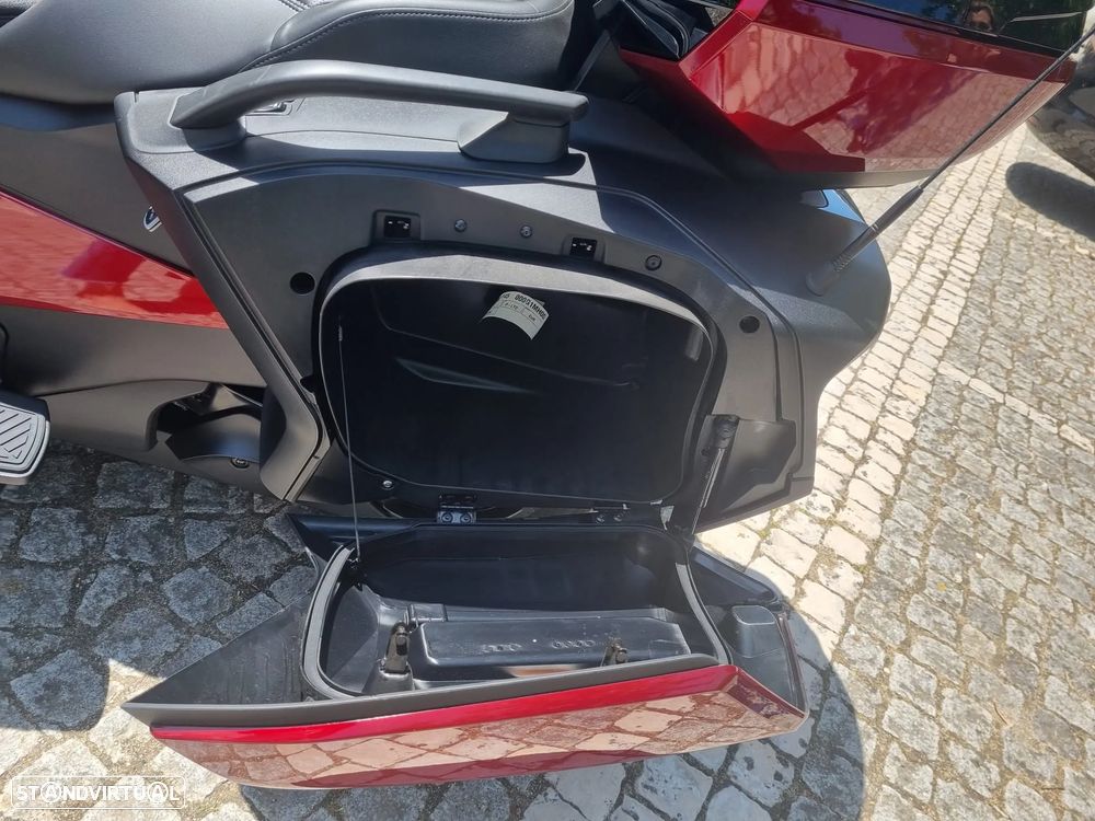 Can-Am Spyder RT LTD - 3