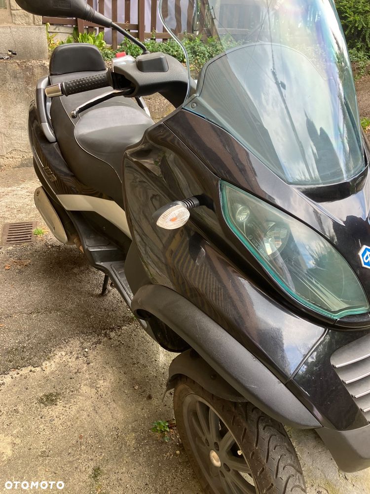 Piaggio MP-3 - 9