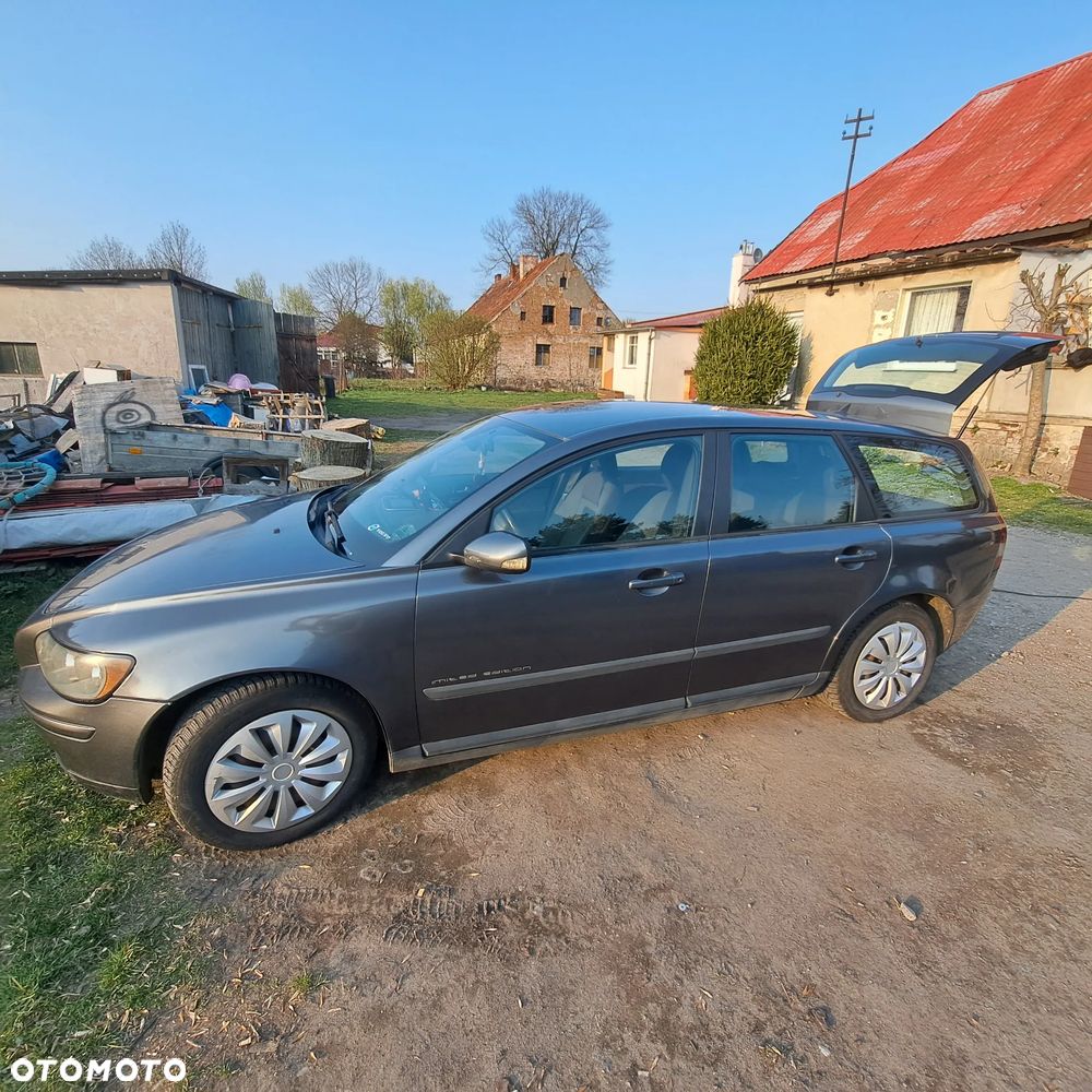 Volvo V50 - 1