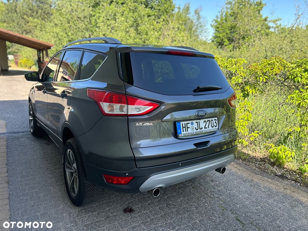 Ford Kuga 2.0 TDCi 2x4 Titanium - 7