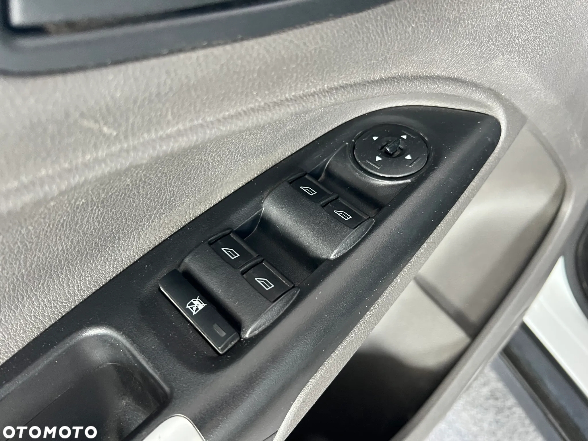 Ford Tourneo Connect Gr 1.5 EcoBlue Trend - 16
