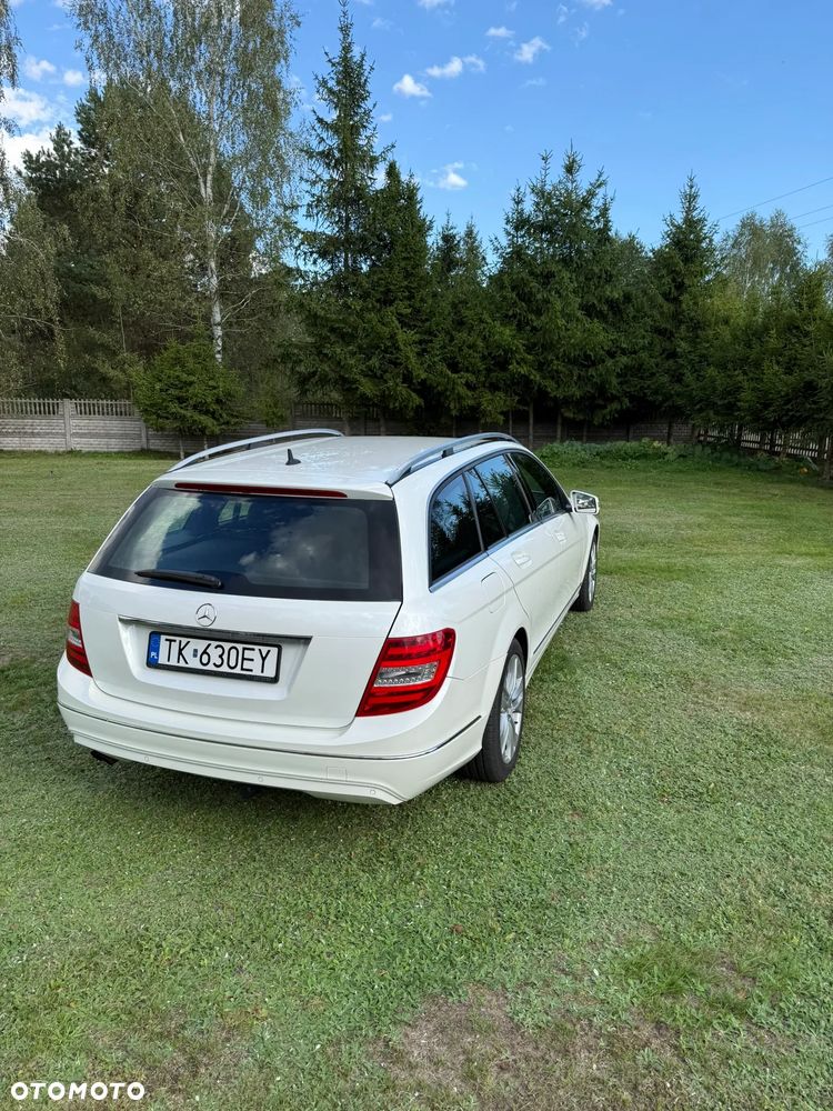 Mercedes-Benz Klasa C 180 CGI BlueEff Avantgarde - 9