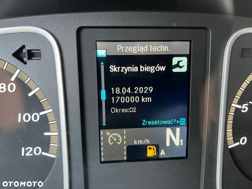 Mercedes-Benz ATEGO - 36