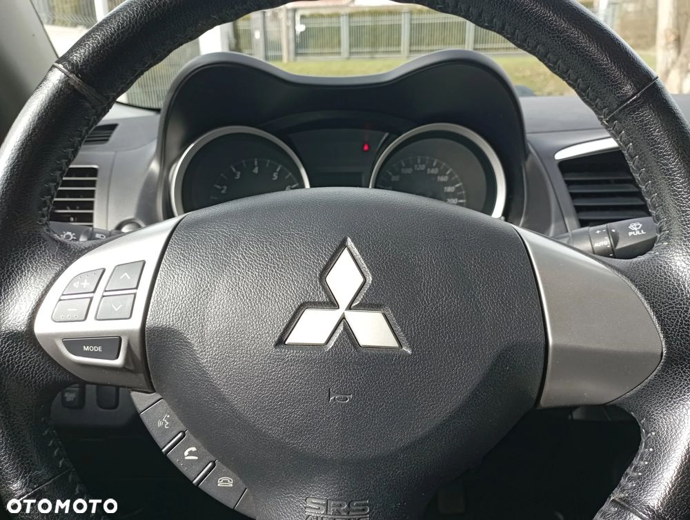 Mitsubishi Lancer 1.6 Intense - 7