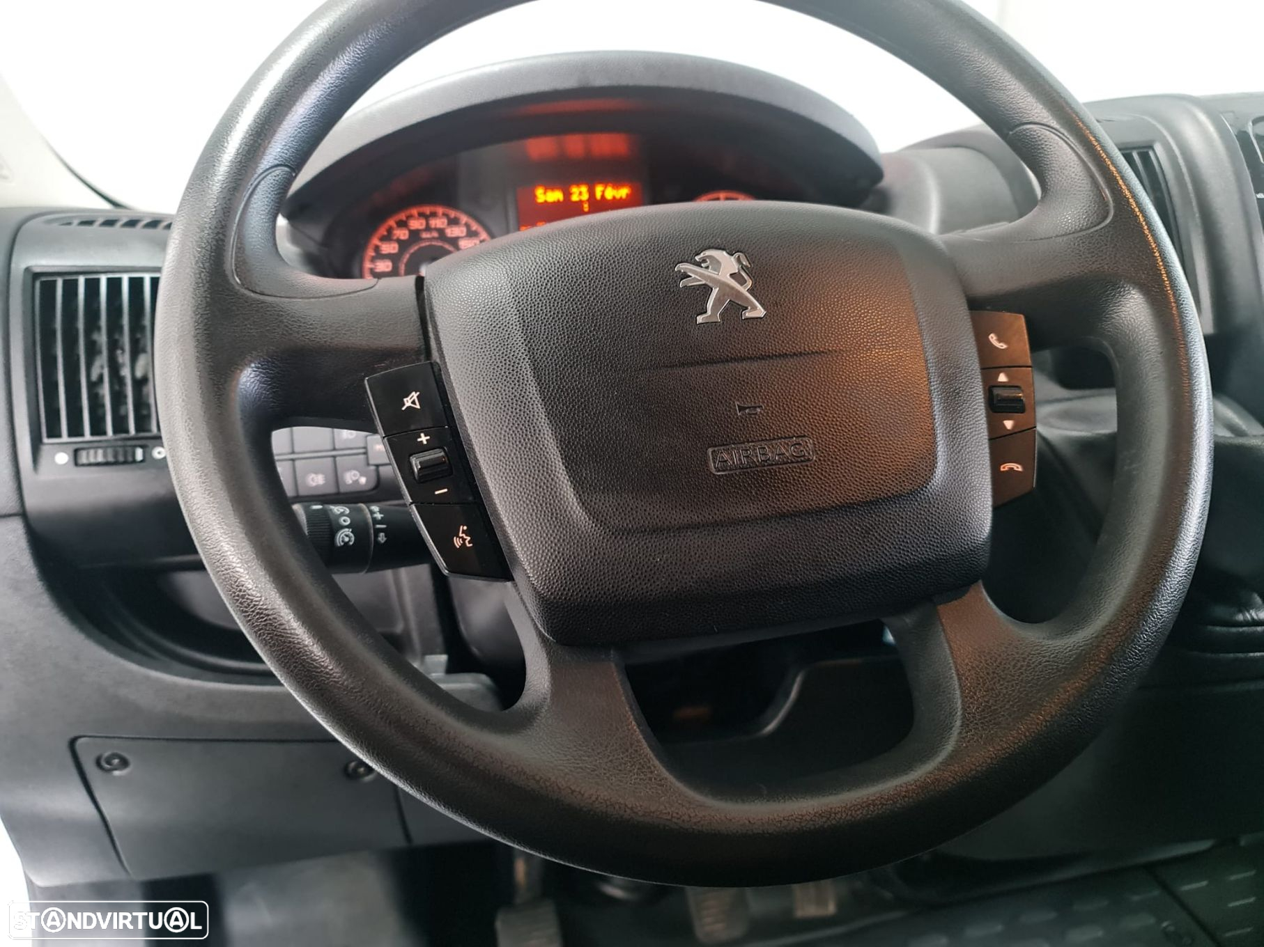 Peugeot Boxer 2.2 BlueHDi 333 L2 CD - 15