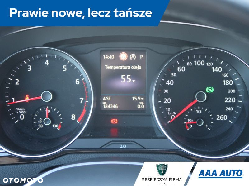 Volkswagen Passat - 12