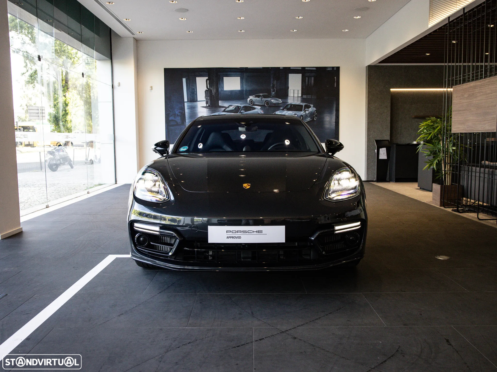Porsche Panamera Sport Turismo 4S E-Hybrid - 10