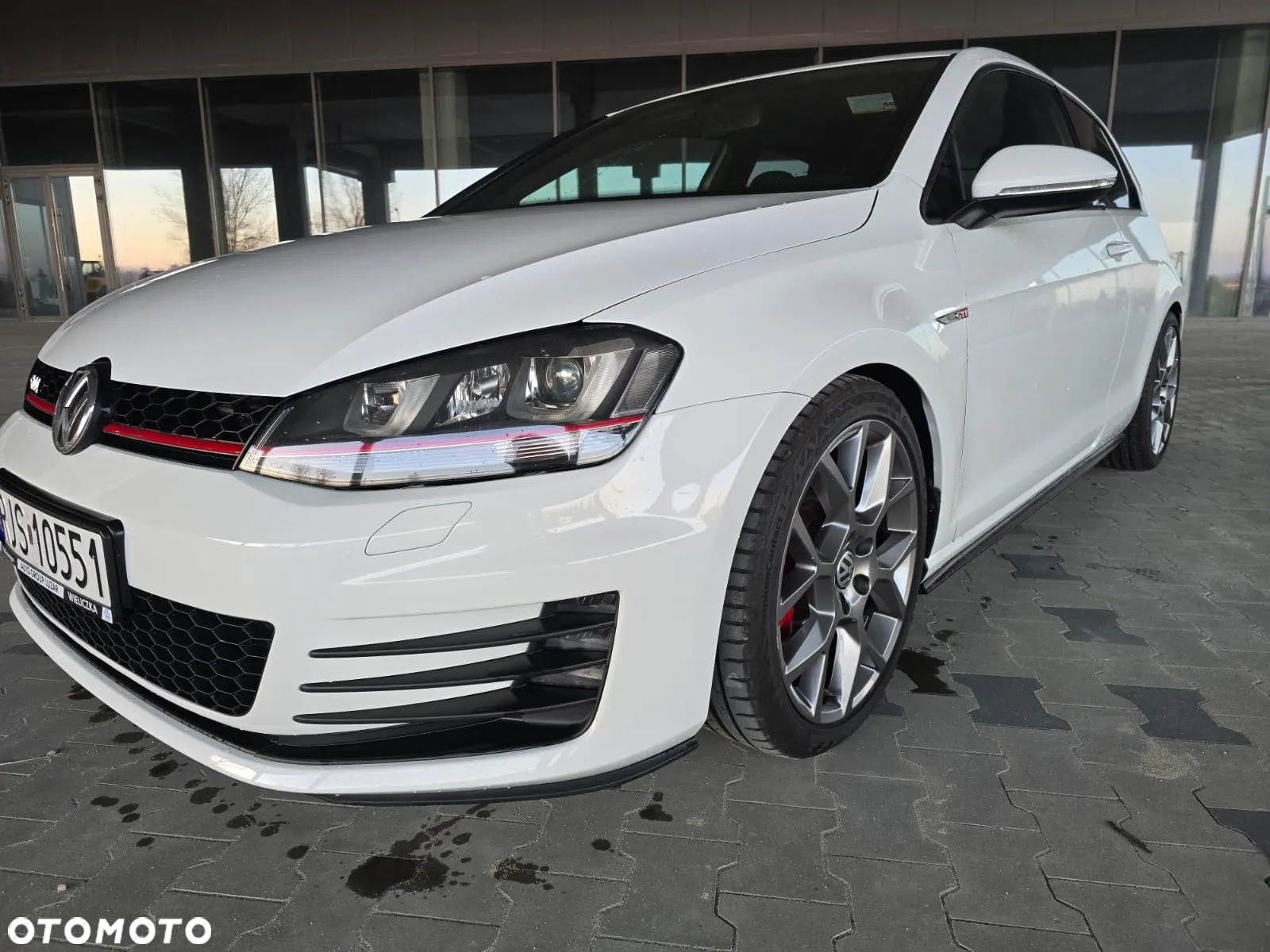 Volkswagen Golf VII 2.0 TSI BMT GTI - 15