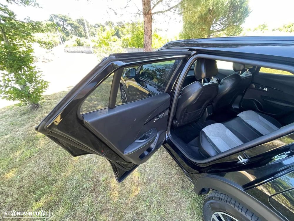Peugeot e-2008 GT - 16